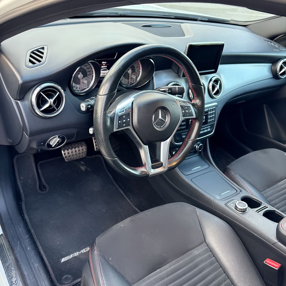 Mercedes benz GLA