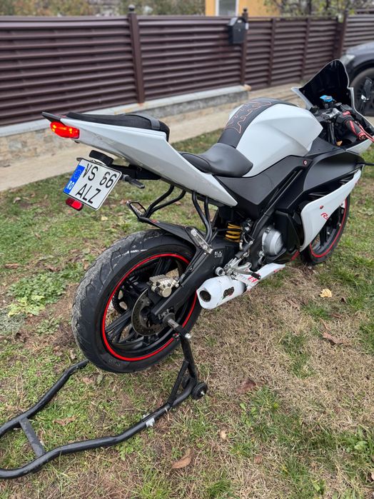 Vând Yamaha yzf r125