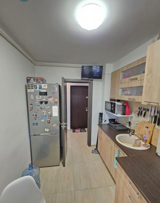 Apartament cu 2 camere + loc de parcare si boxa