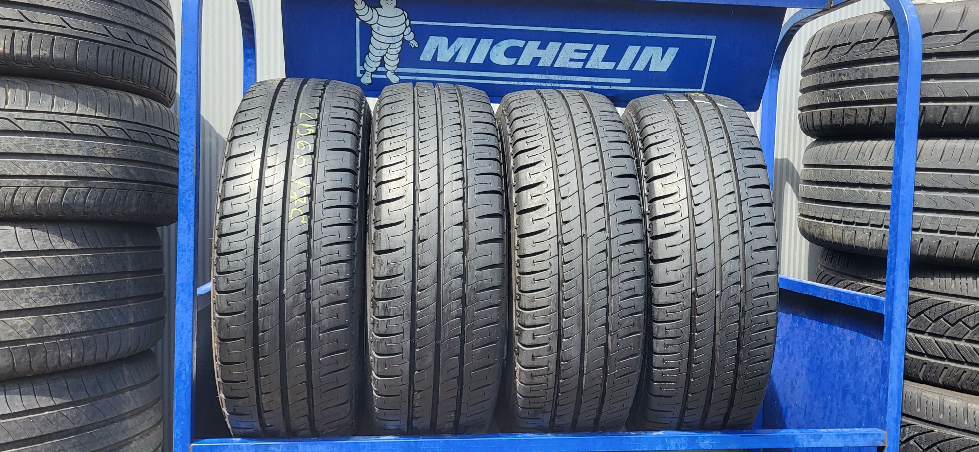 anvelope 215 60 17c michelin agilis dot 2022