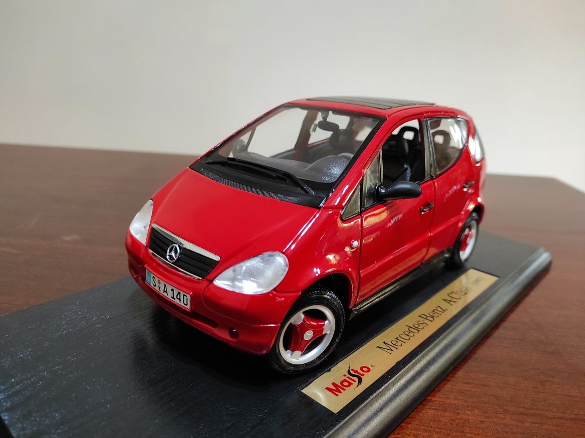 Machetă 1:18 Mercedes A Class.