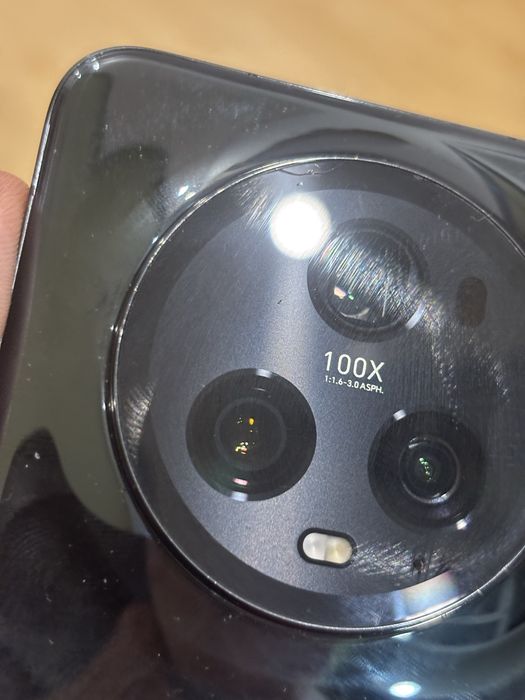 Vand urgent Honor magic 5 pro