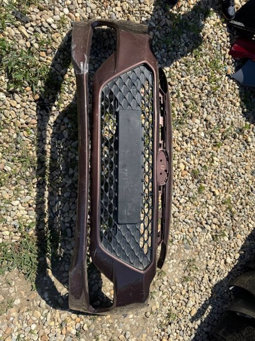 Bara fata + grila Hyundai i20 Nonfacelift Nfl 2013/2014/2015/2016