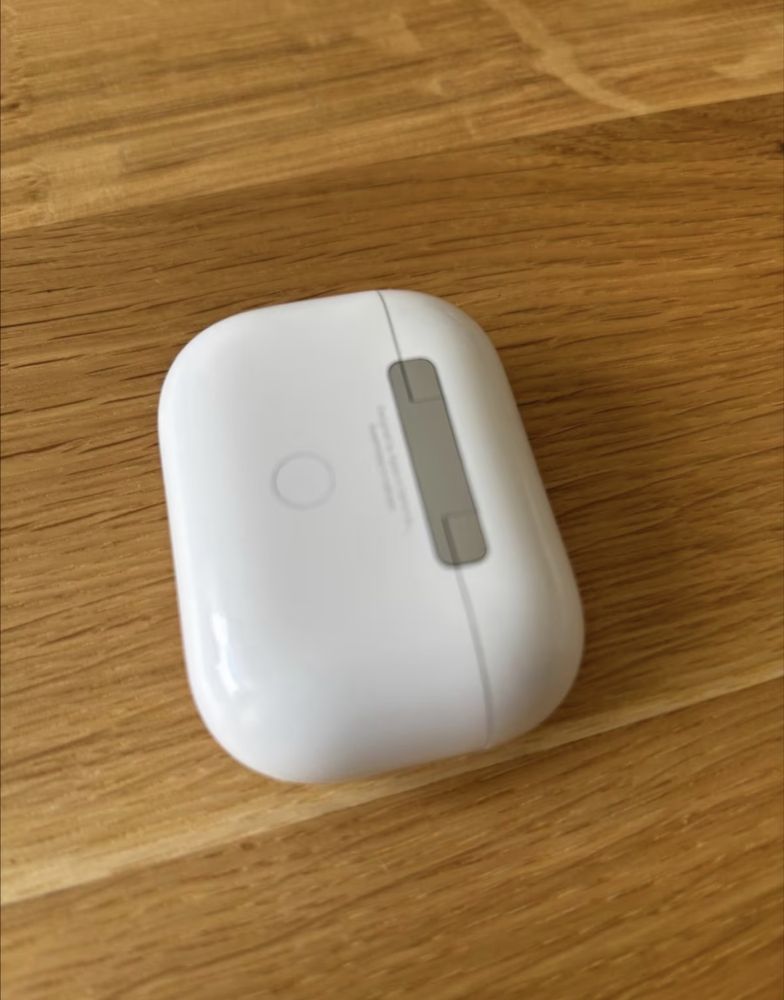 Apple AirPods Pro 2 Lightning кабел