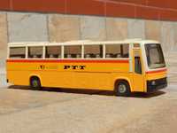 Macheta autobuz autocar Volvo B10M 1985 scara 1:50 Joal Spania