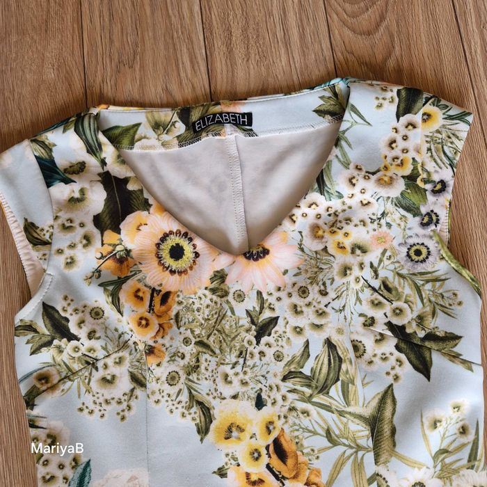 Рокля на цветя ELIZABETH