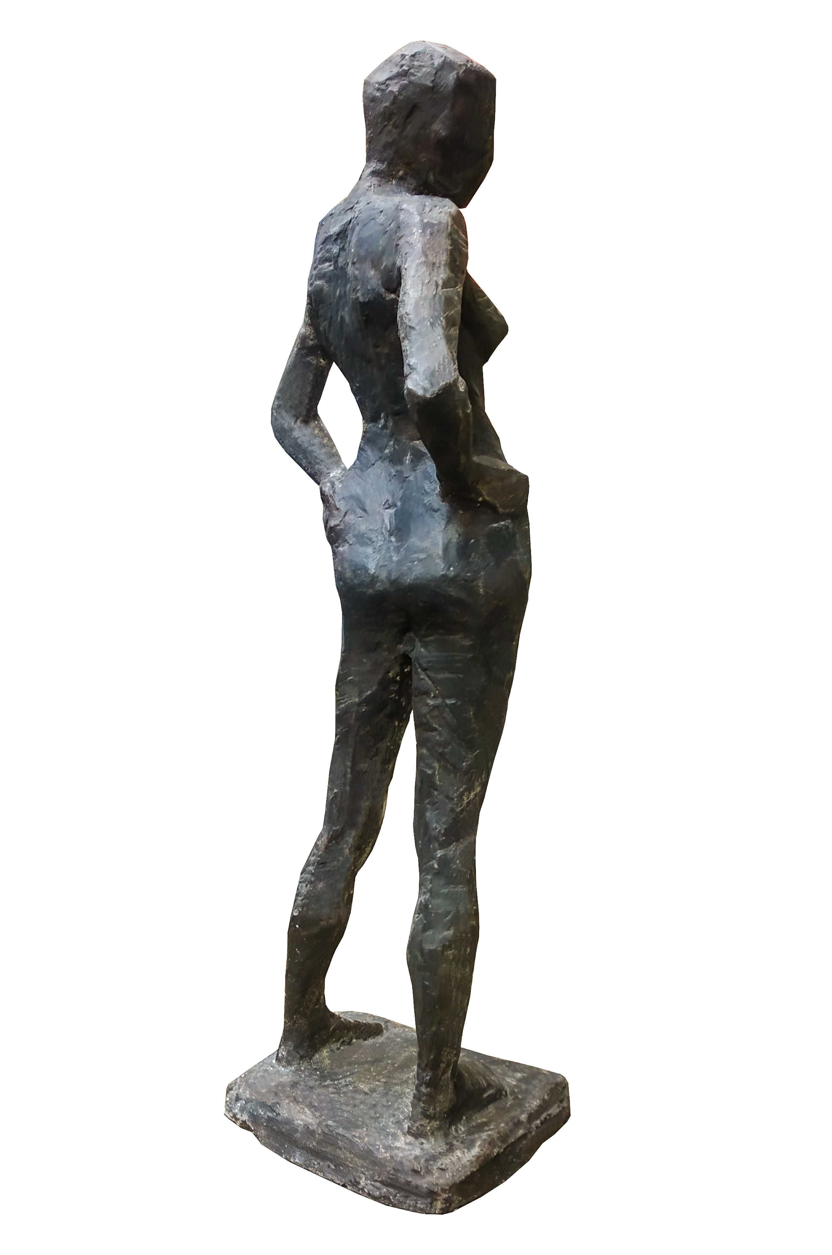 Гола женска фигура, скулптура
