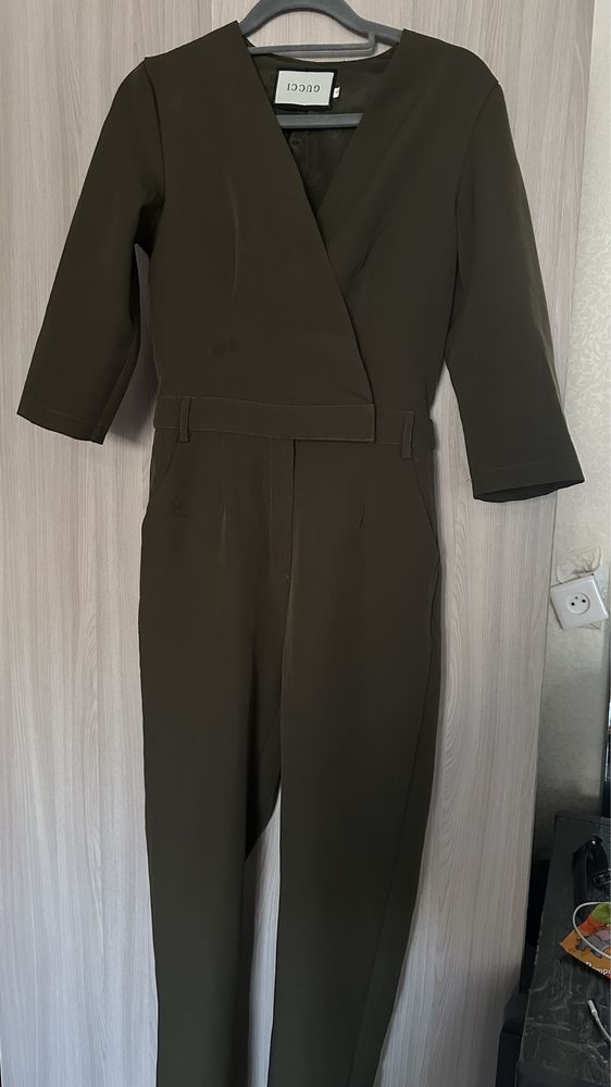 Продам женские Б/у одежды