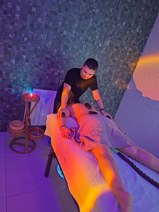Masaj anticelulitic Masaj de relaxare Masaj terapeutic