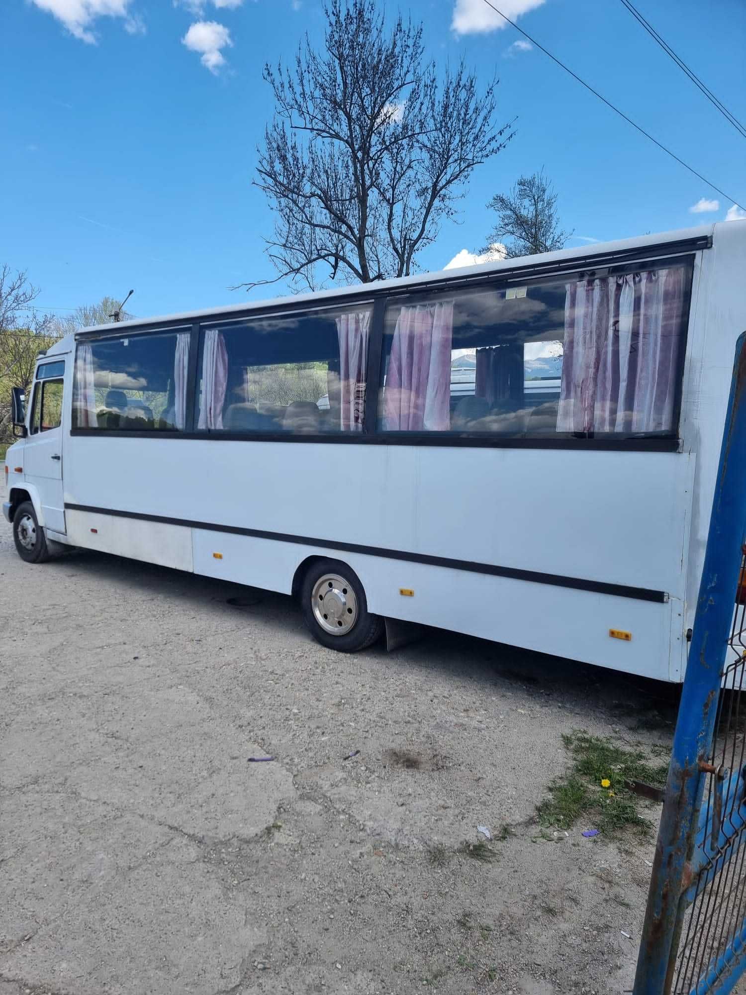 VÂND AUTOBUZ MERCEDES VARIO 614 MOTOR 4.2 D anul 2000 cu 32+1 locuri