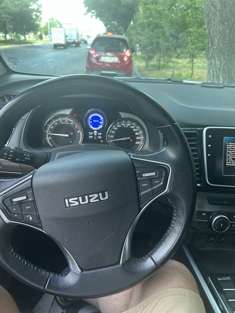 Isuzu D MAX turbo
