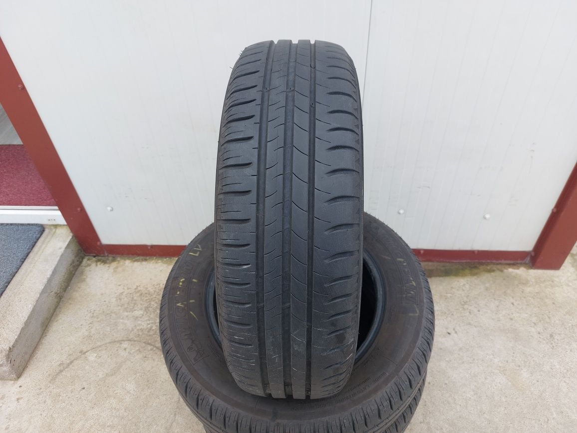 100 lei bucata! Set anvelope vara 185 65 15 Michelin! 5,5 mm