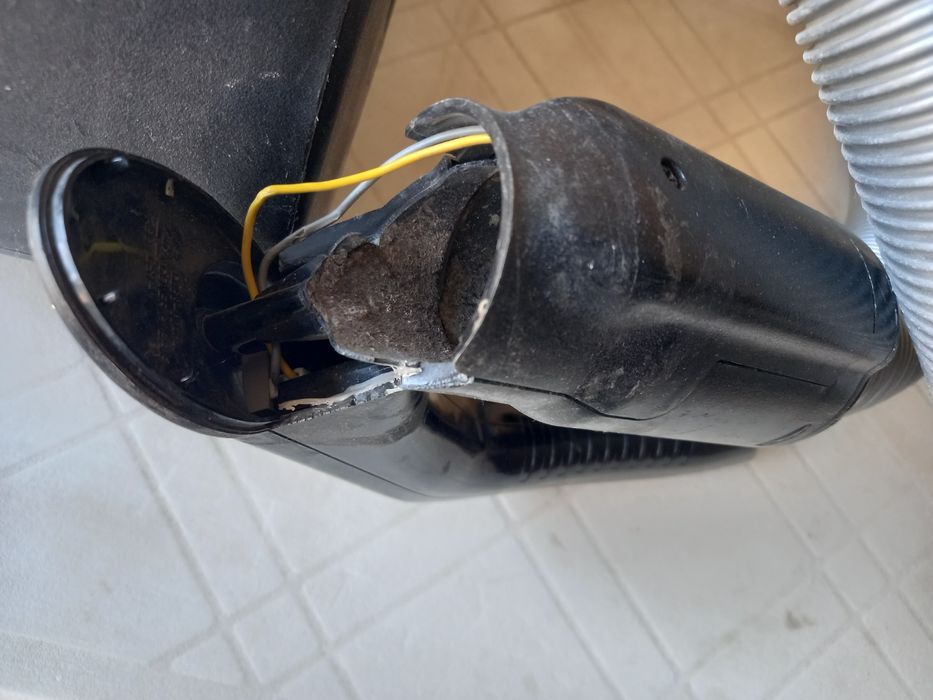 Продаётся пылесос Samsung б/у