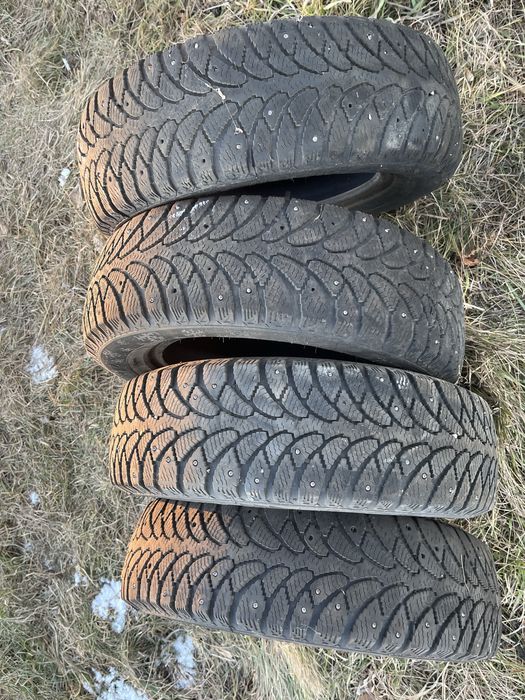 Продам комплект резины на 13