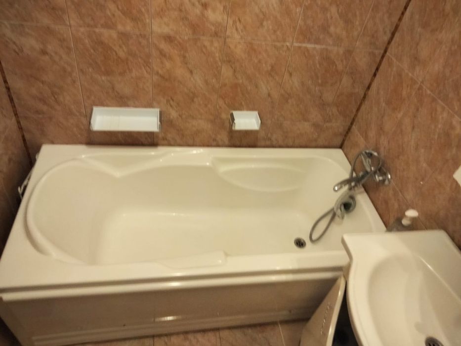 Închiriez apartament două camere centru Galați