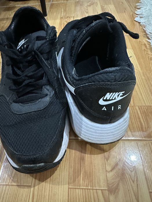 Adidasi Nike Air nr 44 in stare  foarte buna