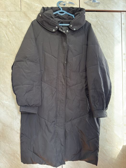 Продается Пальто 500тыс.сум  Плащь 250тыс.сум Куртка 100тыс.сум