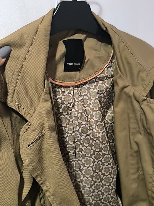 Trench clasic toamna