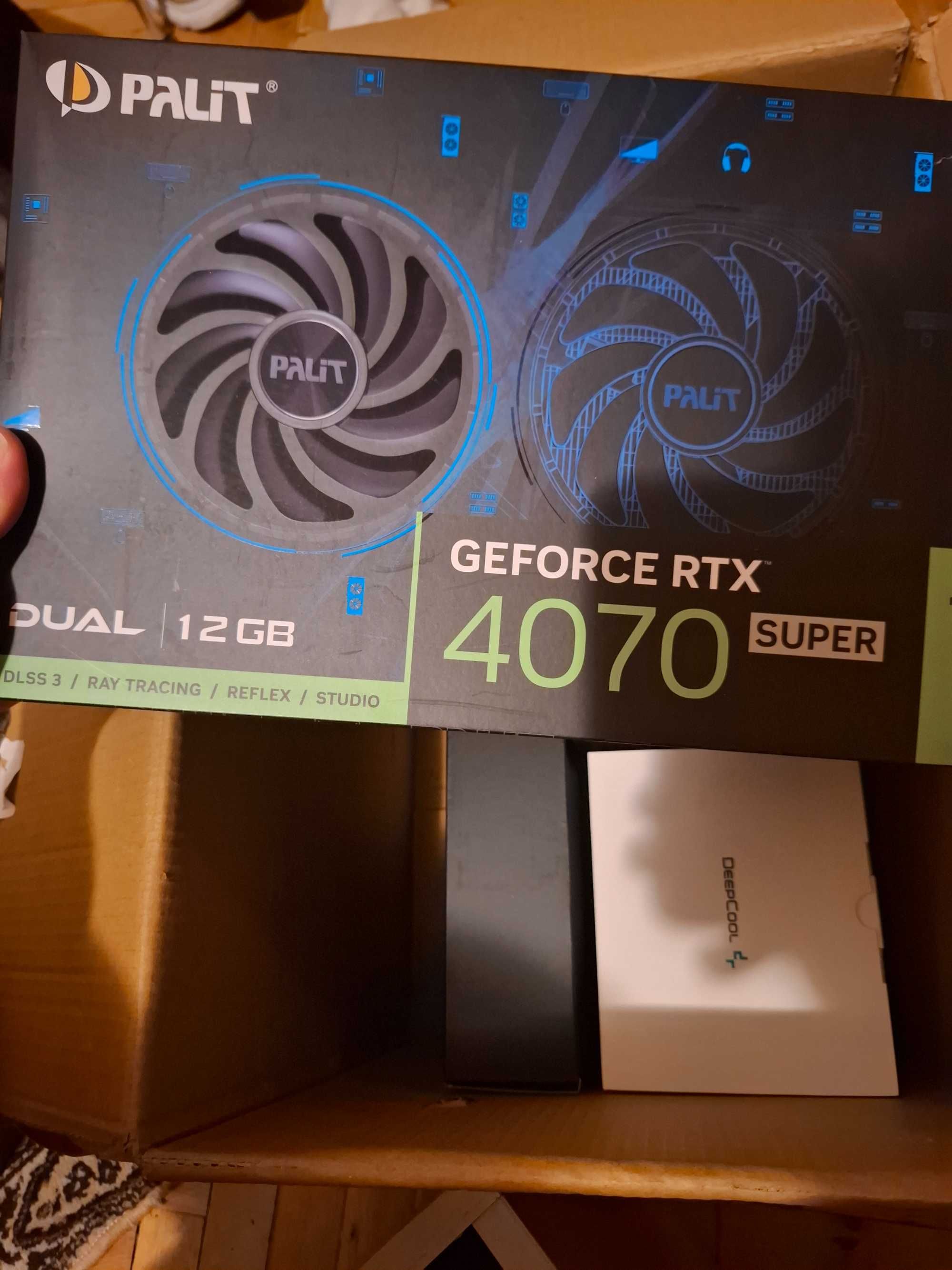 Геймърски компютър Ryzen 7 7800X3D + RTX 4070 Super с гаранция