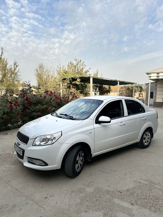 nexia 3 ideal holatda