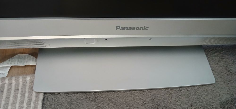 Телевизор панасоник