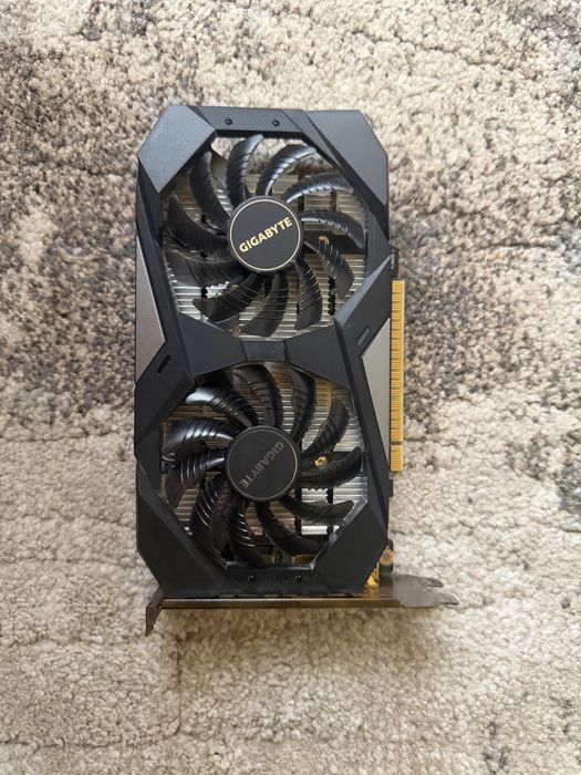 GeForce GTX 1650 OC Gigabyte GDDR5 4GB