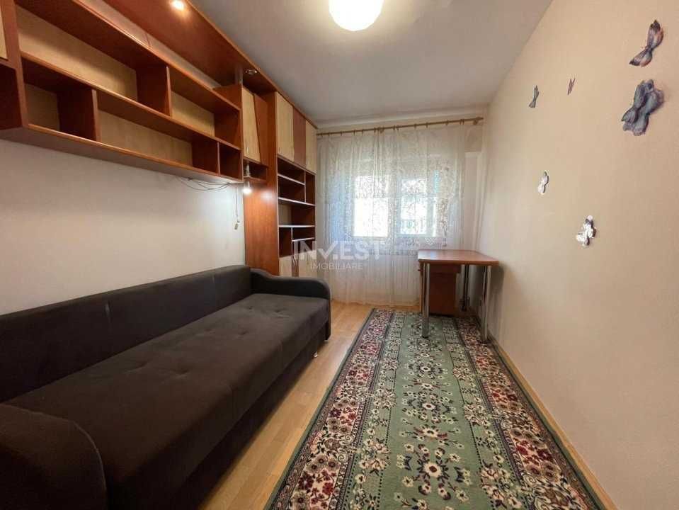 Apartament,3 camere,Iasi,Centru-Păcurari,renovat,2 locuri de parcare