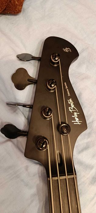 Combo Bass Harley Benton + Amplificator Fender Rumble 100