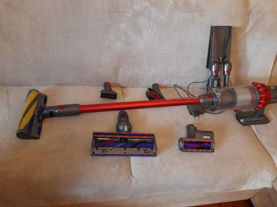 De vanzare Dyson Cyclone V 10 Total clean cu perie laser originala