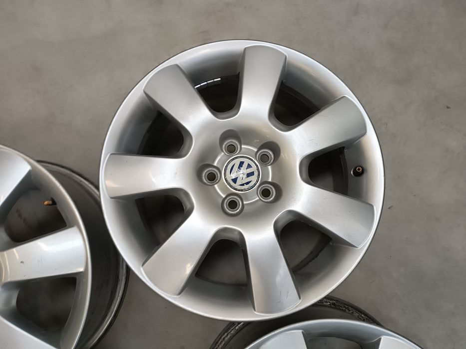 Jante aliaj 5x100 R16 Vw New Beetle , Golf , T Cross, Polo