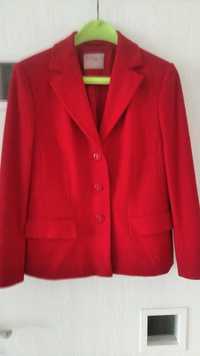 Елегантно червено дамско сако