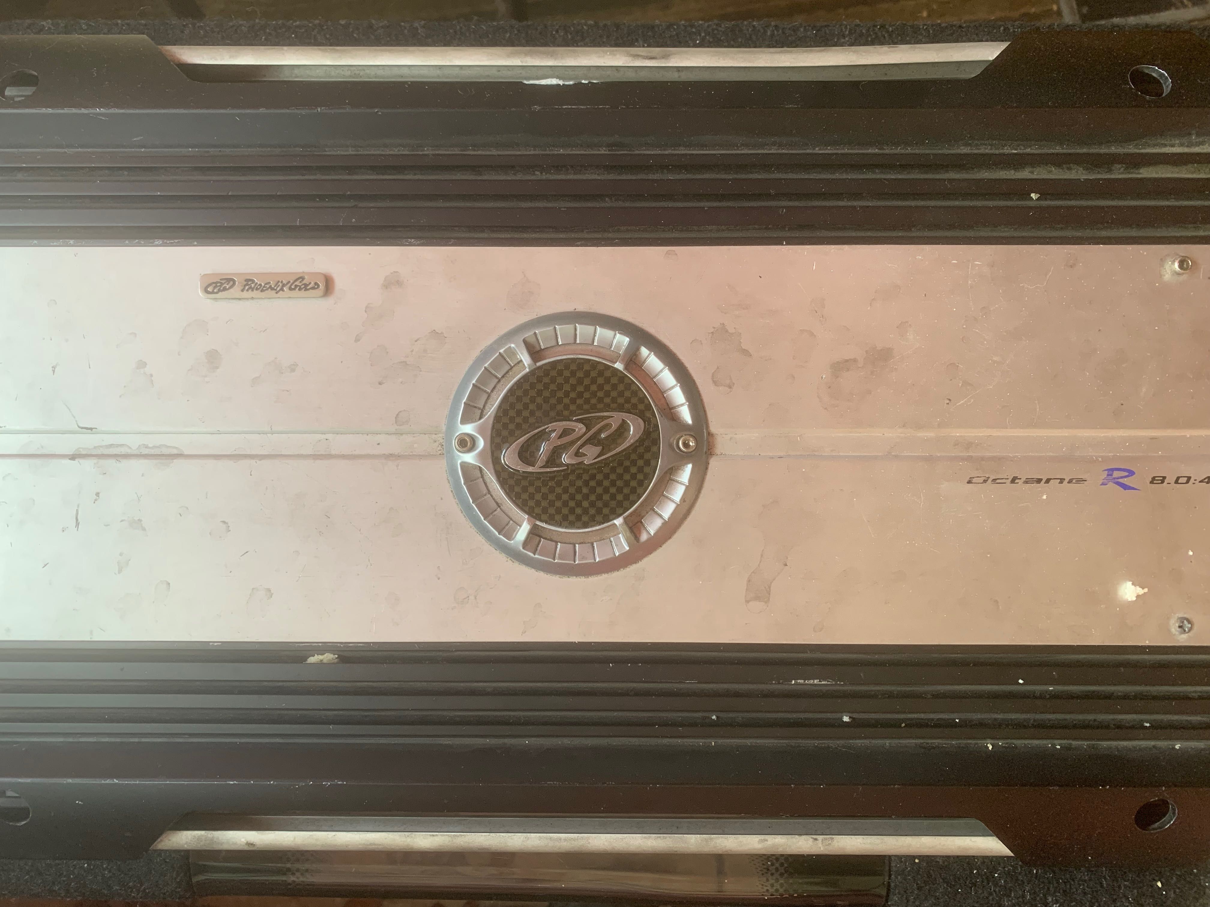 Бас каса Alpine SPG-1244BP 800w с усилвател