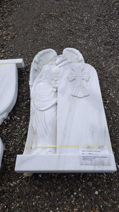 cruci marmura ruschita si capace  granit  pentru morminte