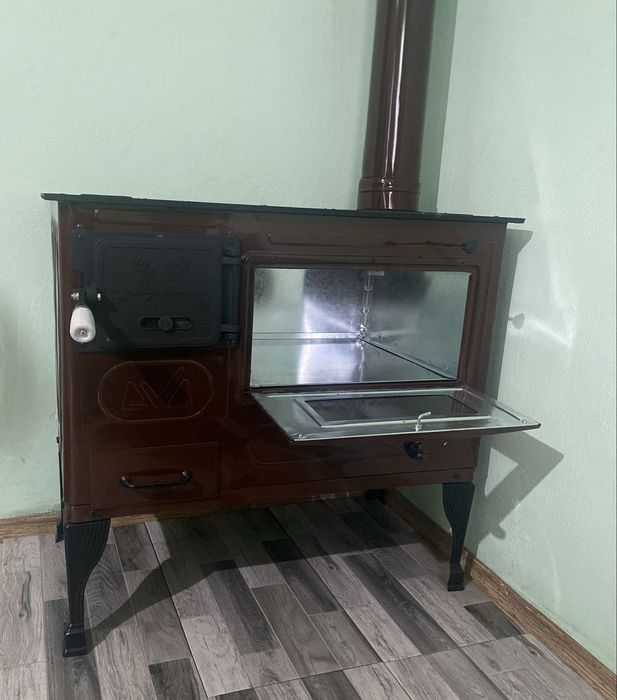 Vand soba cu plita nou nouta