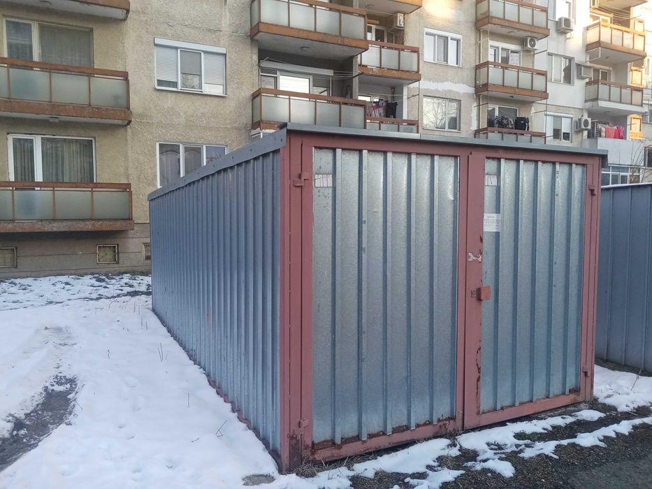 Продава се Гараж / Паркомясто в Казанлък - 21 кв.м за 23 €/кв.м - Снимка #1