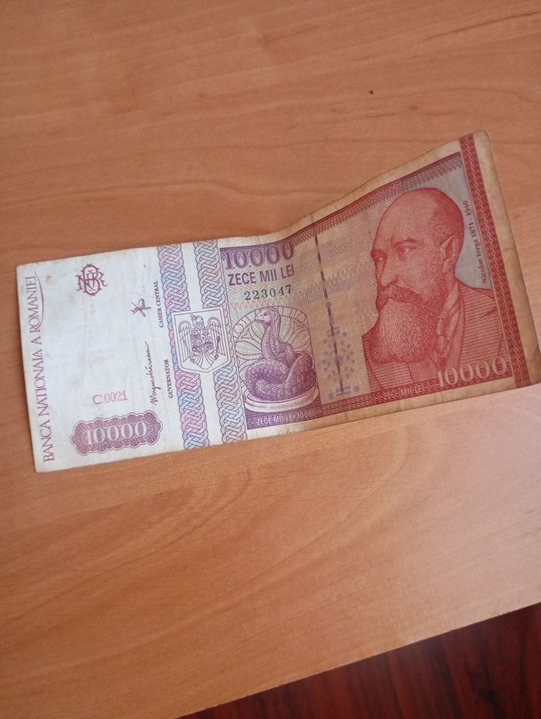 Vând bancnote vechi
