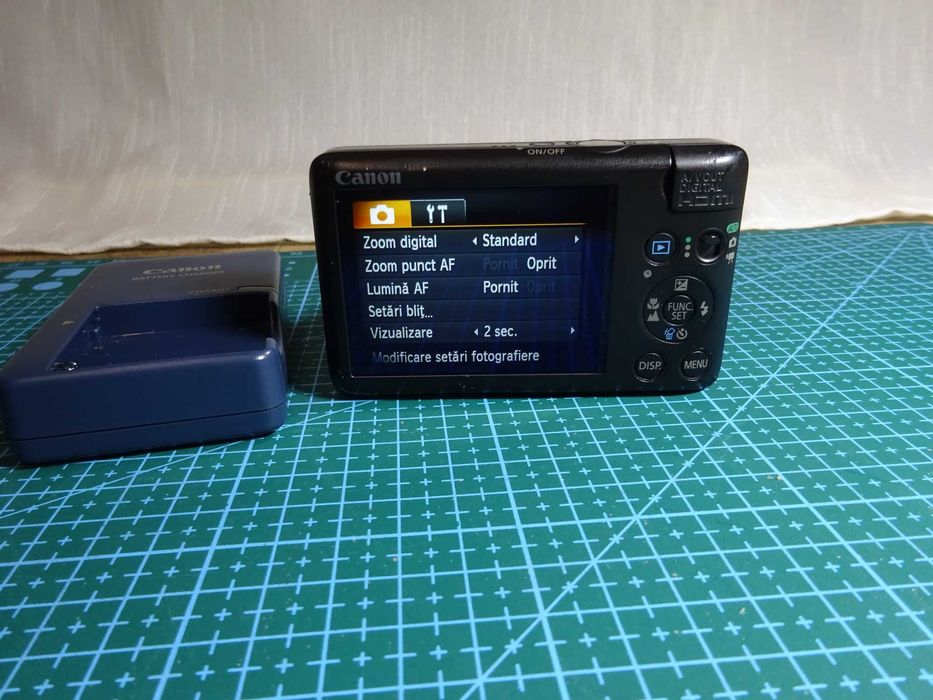 Aparat foto digital Canon Ixus 120 IS