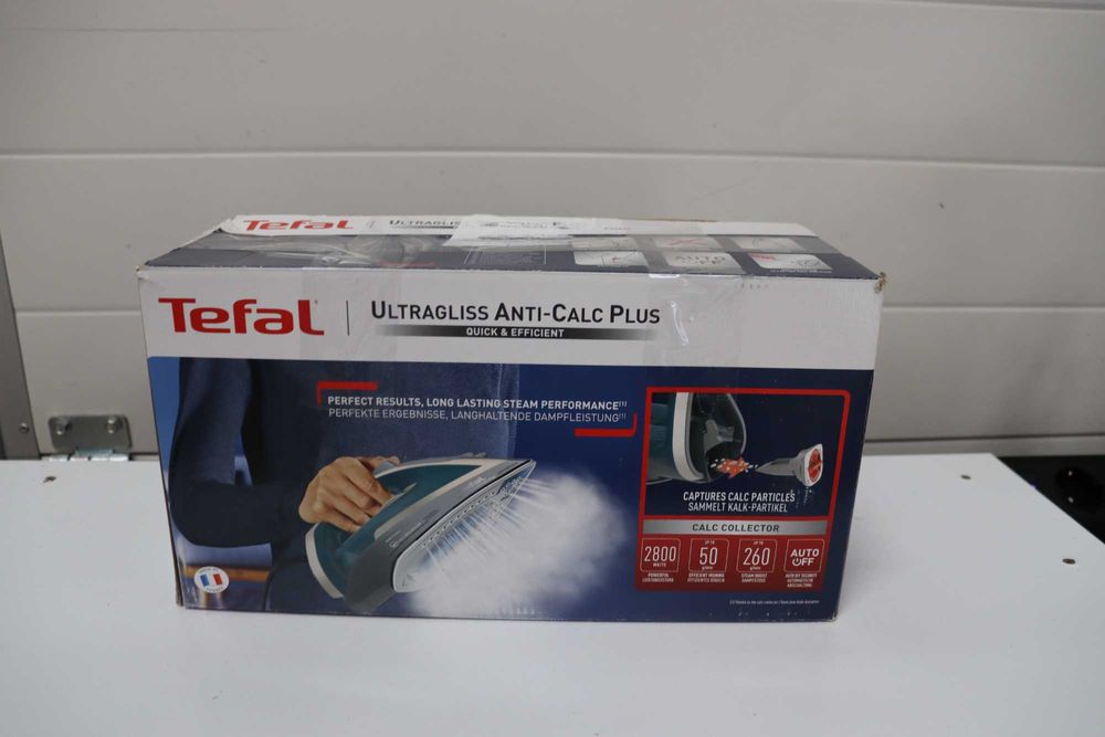 Ютия Tefal FV6846 Ultragliss Plus, 2800W, Авт. изключване, лек ДЕФЕКТ