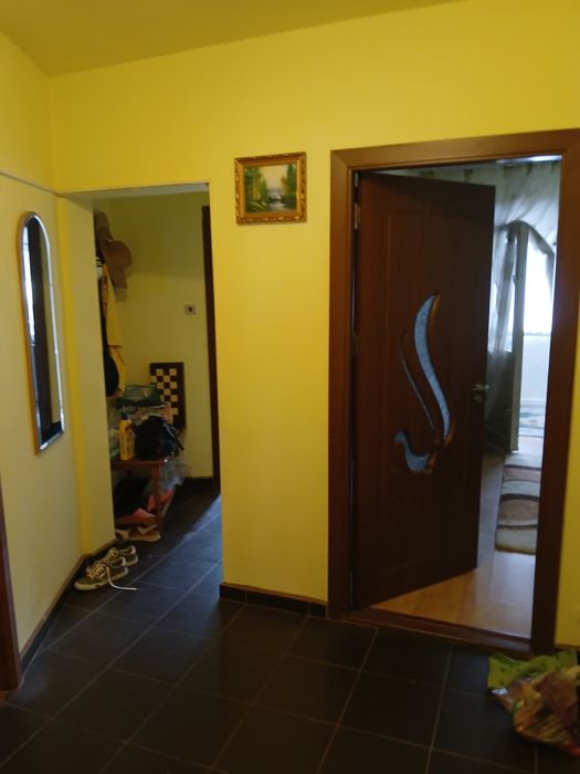 Vând ap.2 camere in Băile Herculane !