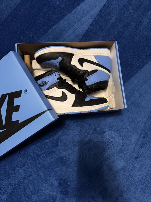 Air Jordan 1 UNC toe ( nu Air Force / nu yeezy)