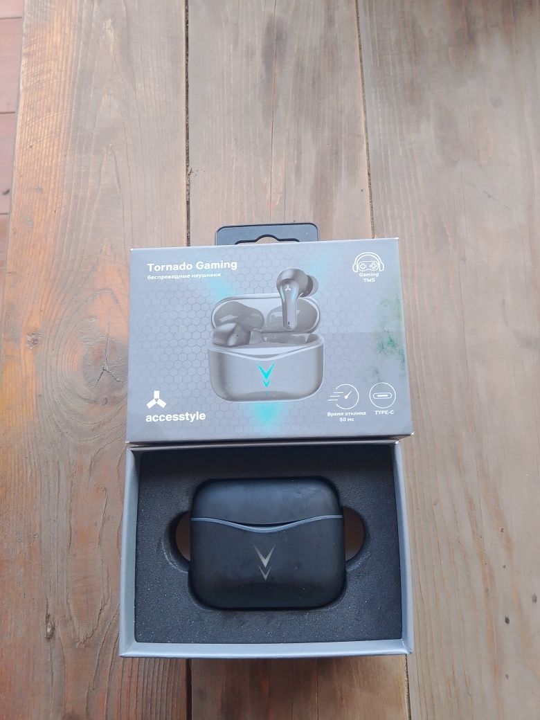 Tornado  Gaming  naushnik