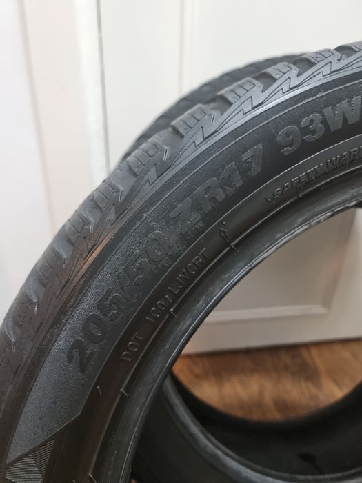 2 Anvelope de iarna 205/50/17 Kumho