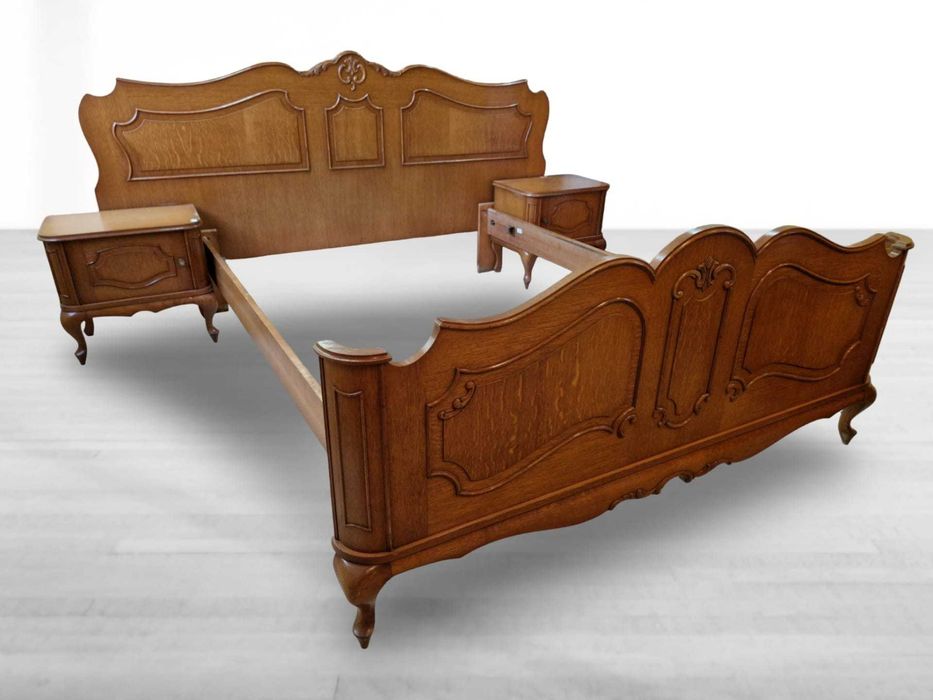 Тоалетка масив с тройно огледало