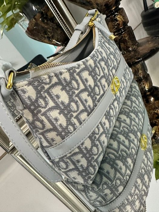 Geantă nouă cu etichetă