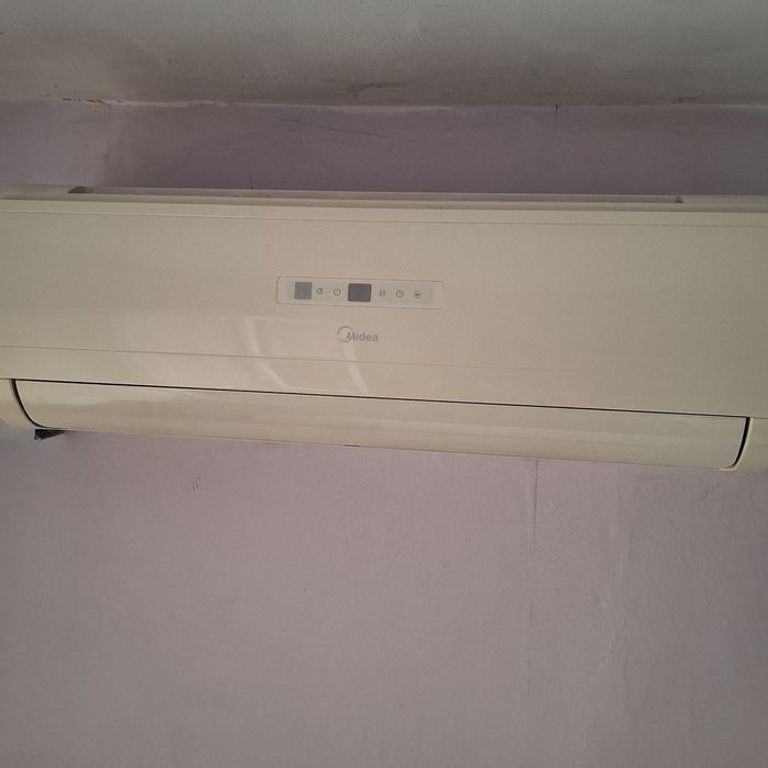 Употребяван климатик Midea, 12ка