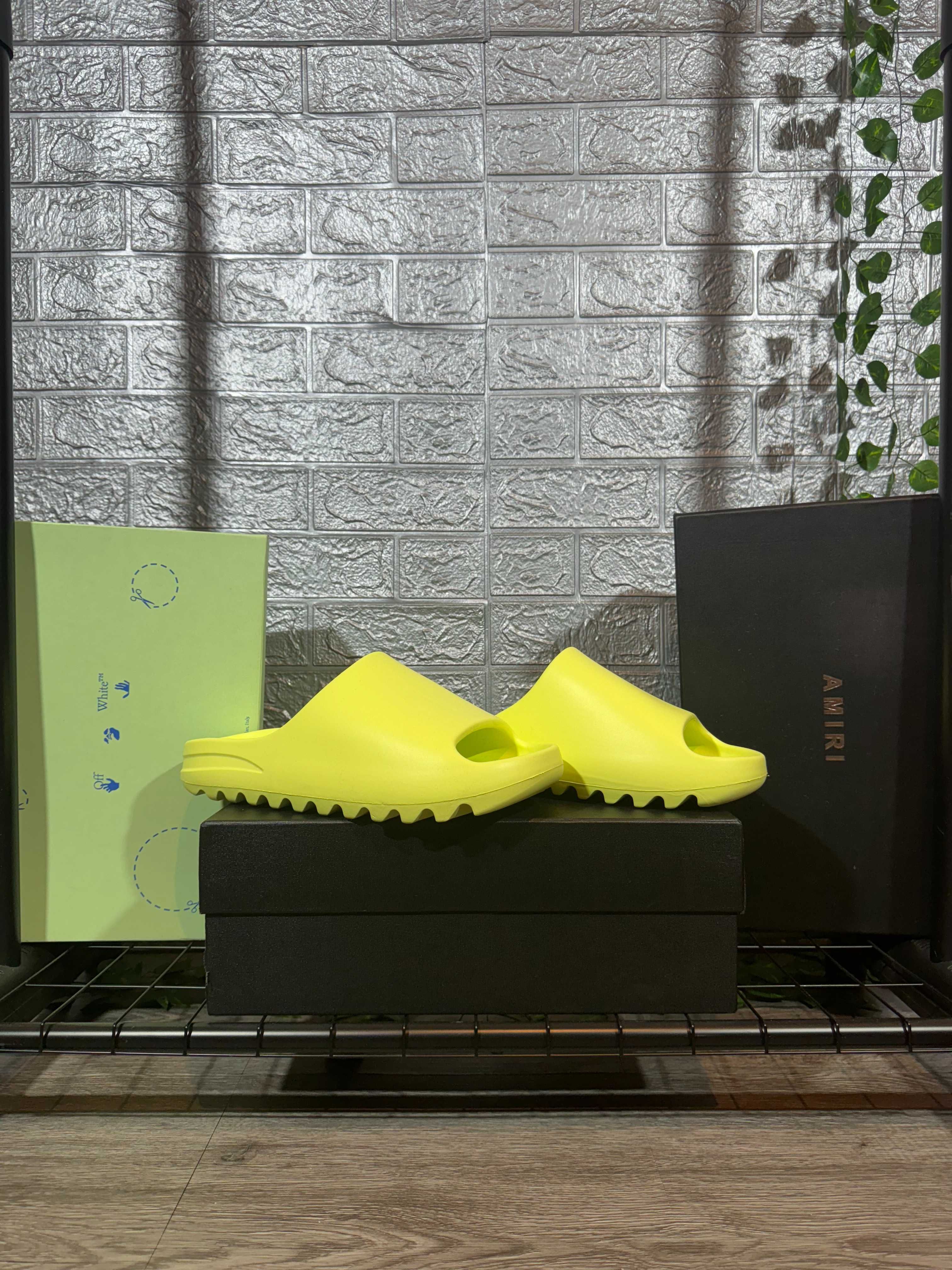 Yeezy Slides Marimea 46