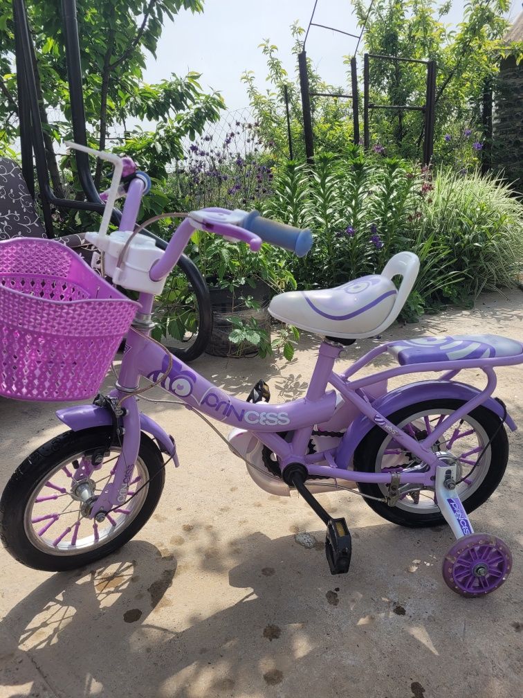 Велосипед для мальчика и девочки