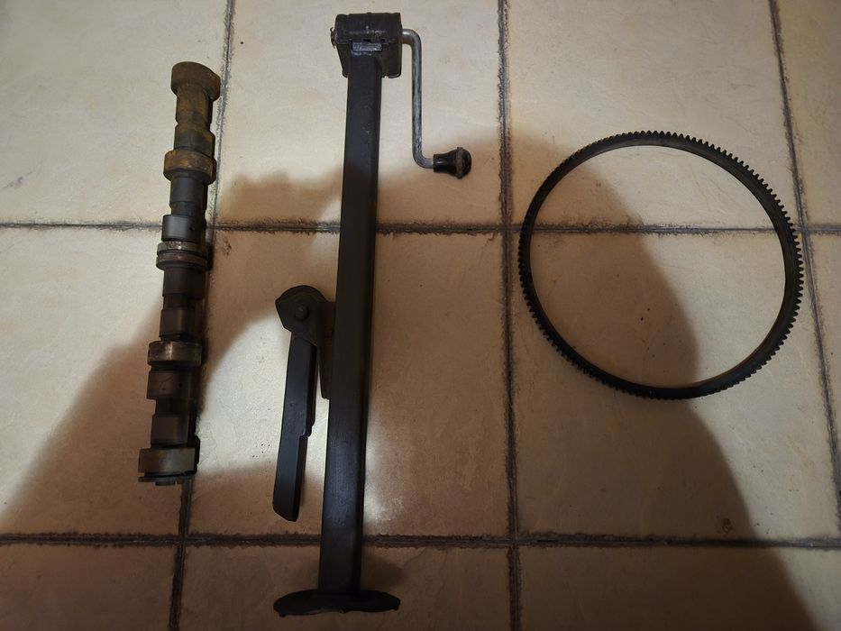 Крик, венец маховик и разпр. вал за Лада