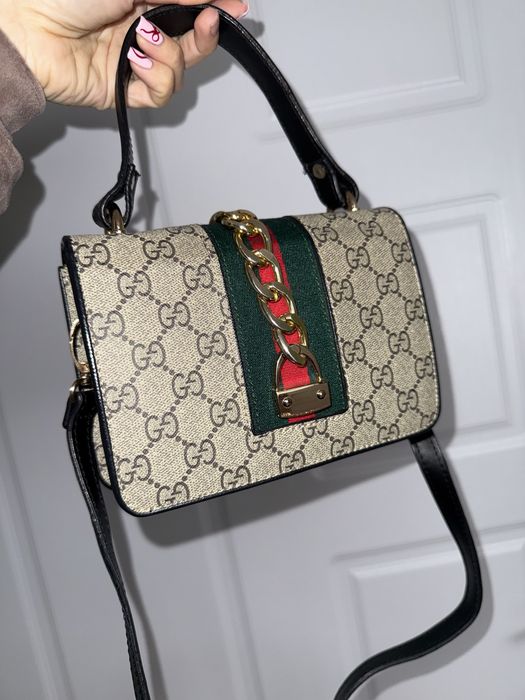 Дамска чанта по модел на ГУЧИ GUCCI къса и дълга дръжка монограма лого