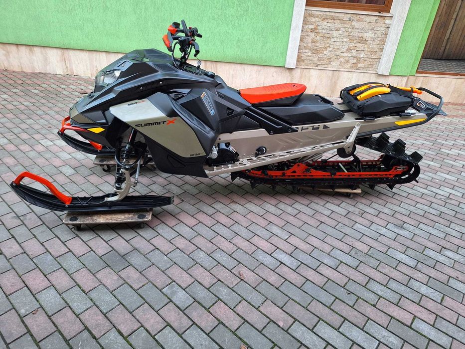 Snowmobil Ski Doo Turbo 154, 114 mile SHOT an 2022